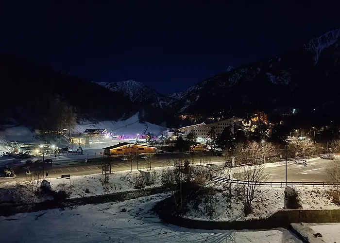 Panoramico In Montagna Alpi *